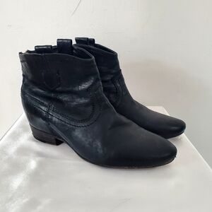 Frye Women's Monica Zip Booties Black Ankle Boots